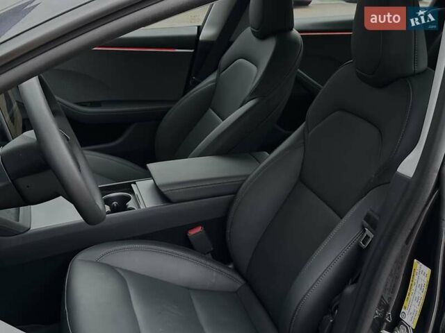 Сірий Тесла Модель 3, об'ємом двигуна 0 л та пробігом 1 тис. км за 30999 $, фото 11 на Automoto.ua
