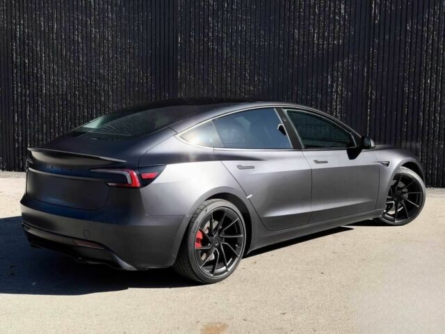 Серый Тесла Модель 3, объемом двигателя 0 л и пробегом 13 тыс. км за 9800 $, фото 6 на Automoto.ua