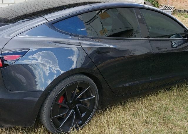 Сірий Тесла Модель 3, об'ємом двигуна 0 л та пробігом 41 тис. км за 38031 $, фото 3 на Automoto.ua