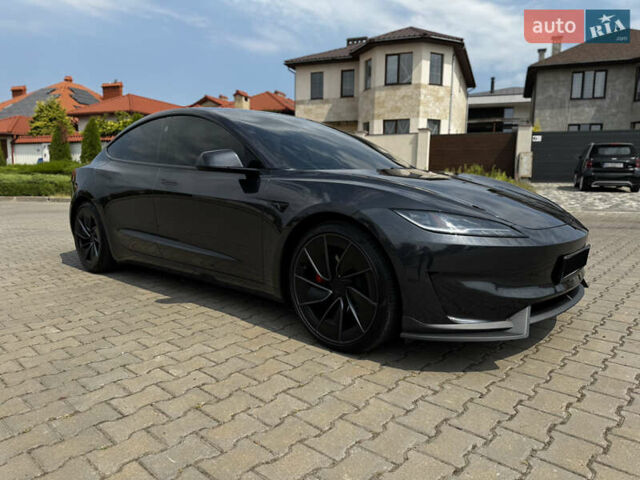 Серый Тесла Модель 3, объемом двигателя 0 л и пробегом 1 тыс. км за 43000 $, фото 2 на Automoto.ua
