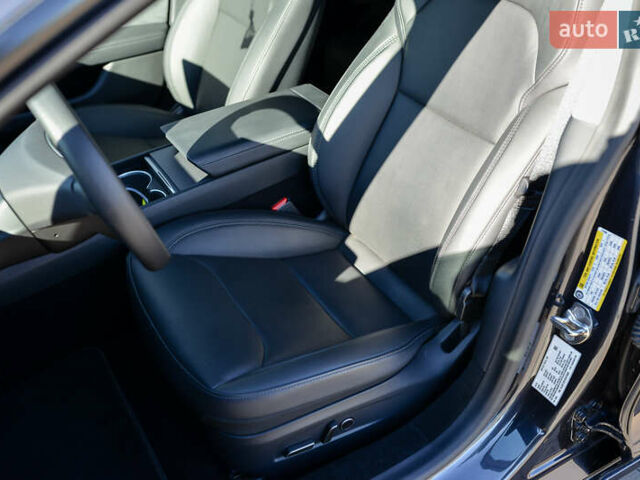 Серый Тесла Модель 3, объемом двигателя 0 л и пробегом 14 тыс. км за 31699 $, фото 23 на Automoto.ua