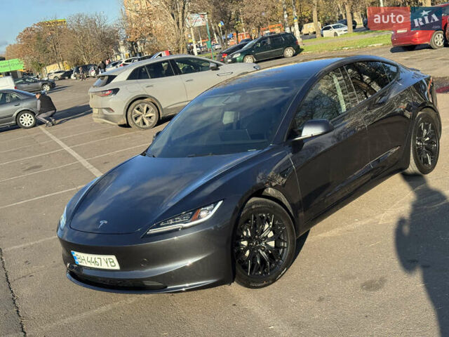 Серый Тесла Модель 3, объемом двигателя 0 л и пробегом 40 тыс. км за 28500 $, фото 2 на Automoto.ua