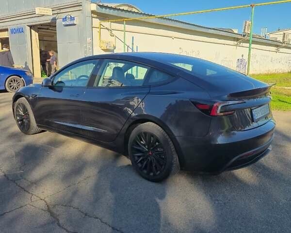 Тесла Модель 3 2024 у Одесі на Automoto.ua Сірий Тесла Модель 3, об'ємом двигуна 0 л та пробігом 27 тис. км за 32500 $, фото 8 на Automoto.ua