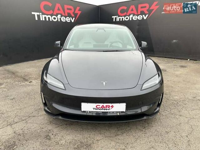 Тесла Модель 3 2024 в Киеве на Automoto.ua Серый Тесла Модель 3, объемом двигателя 0 л и пробегом 9 тыс. км за 42000 $, фото 1 на Automoto.ua