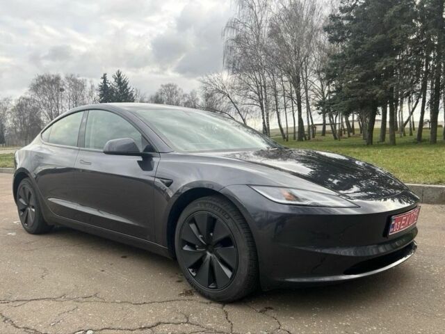Серый Тесла Модель 3, объемом двигателя 0 л и пробегом 20 тыс. км за 27500 $, фото 4 на Automoto.ua