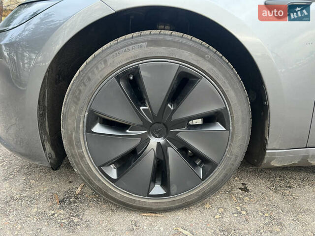 Сірий Тесла Модель 3, об'ємом двигуна 0 л та пробігом 10 тис. км за 26500 $, фото 6 на Automoto.ua