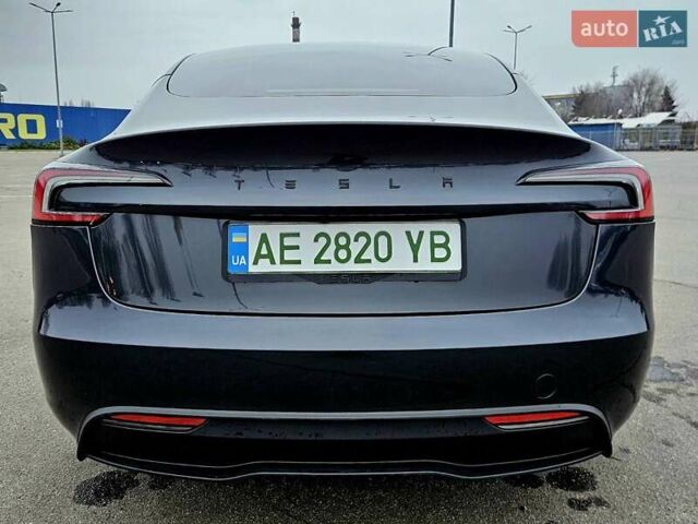 Серый Тесла Модель 3, объемом двигателя 0 л и пробегом 23 тыс. км за 29900 $, фото 8 на Automoto.ua