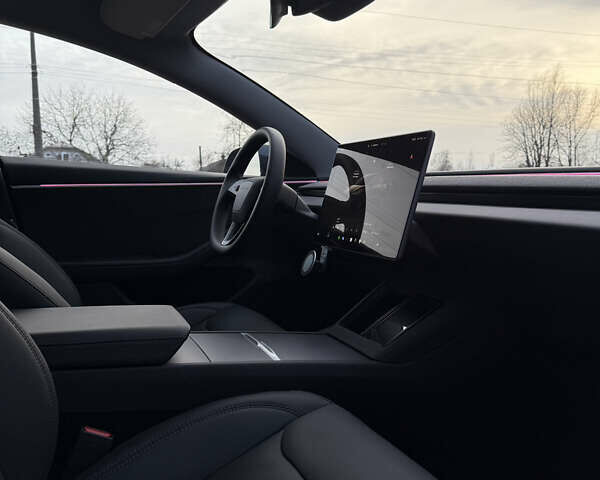 Серый Тесла Модель 3, объемом двигателя 0 л и пробегом 7 тыс. км за 32000 $, фото 38 на Automoto.ua