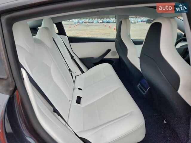 Сірий Тесла Модель 3, об'ємом двигуна 0 л та пробігом 24 тис. км за 12500 $, фото 9 на Automoto.ua