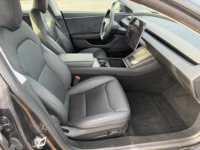 Серый Тесла Модель 3, объемом двигателя 0 л и пробегом 17 тыс. км за 11200 $, фото 5 на Automoto.ua