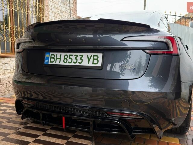 Серый Тесла Модель 3, объемом двигателя 0 л и пробегом 5 тыс. км за 36500 $, фото 7 на Automoto.ua