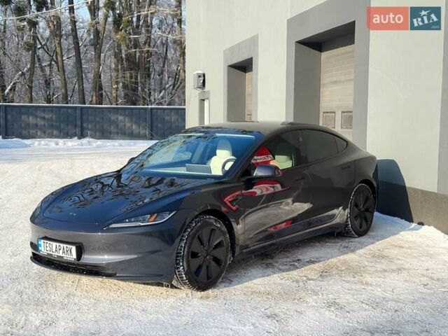 Серый Тесла Модель 3, объемом двигателя 0 л и пробегом 39 тыс. км за 33499 $, фото 3 на Automoto.ua