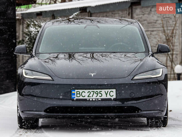 Серый Тесла Модель 3, объемом двигателя 0 л и пробегом 19 тыс. км за 26000 $, фото 2 на Automoto.ua