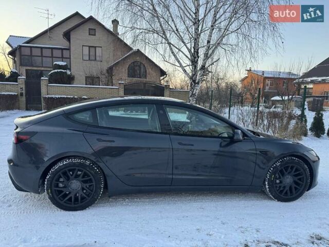 Серый Тесла Модель 3, объемом двигателя 0 л и пробегом 39 тыс. км за 29800 $, фото 4 на Automoto.ua