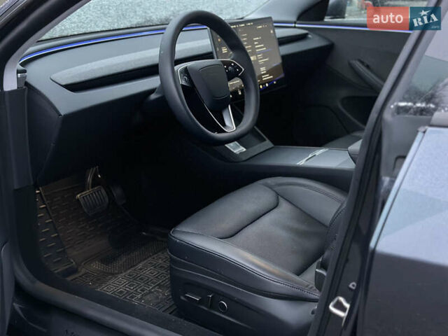 Сірий Тесла Модель 3, об'ємом двигуна 0 л та пробігом 7 тис. км за 28000 $, фото 8 на Automoto.ua