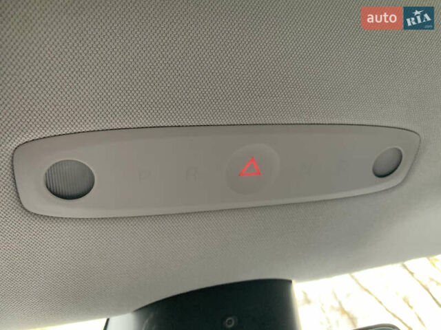 Серый Тесла Модель 3, объемом двигателя 0 л и пробегом 22 тыс. км за 32500 $, фото 63 на Automoto.ua