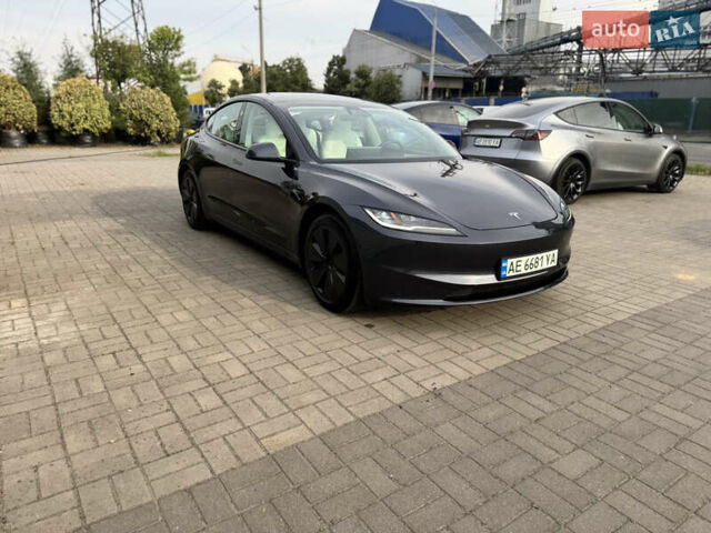 Серый Тесла Модель 3, объемом двигателя 0 л и пробегом 19 тыс. км за 32000 $, фото 2 на Automoto.ua