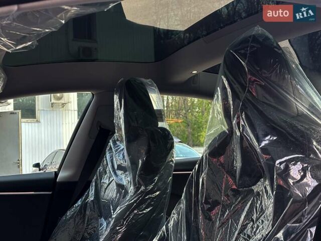 Сірий Тесла Модель 3, об'ємом двигуна 0 л та пробігом 1 тис. км за 28999 $, фото 12 на Automoto.ua
