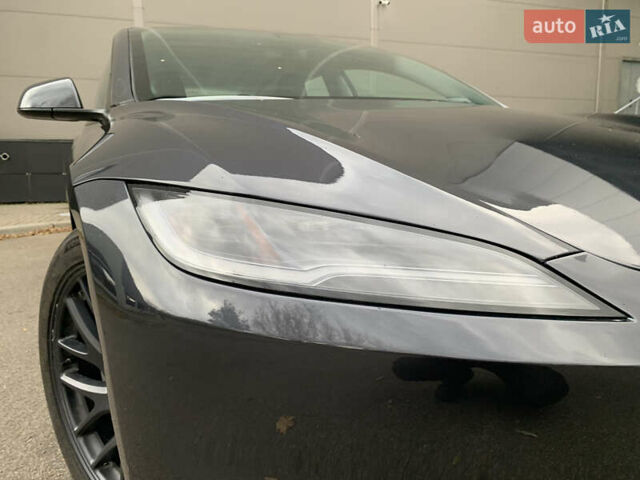 Серый Тесла Модель 3, объемом двигателя 0 л и пробегом 22 тыс. км за 32500 $, фото 5 на Automoto.ua