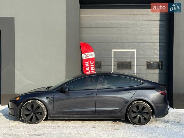 Серый Тесла Модель 3, объемом двигателя 0 л и пробегом 39 тыс. км за 33499 $, фото 5 на Automoto.ua