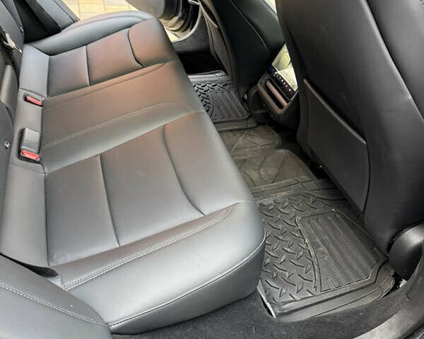 Серый Тесла Модель 3, объемом двигателя 0 л и пробегом 7 тыс. км за 27999 $, фото 29 на Automoto.ua