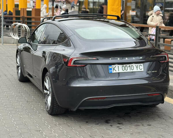 Серый Тесла Модель 3, объемом двигателя 0 л и пробегом 14 тыс. км за 35900 $, фото 3 на Automoto.ua