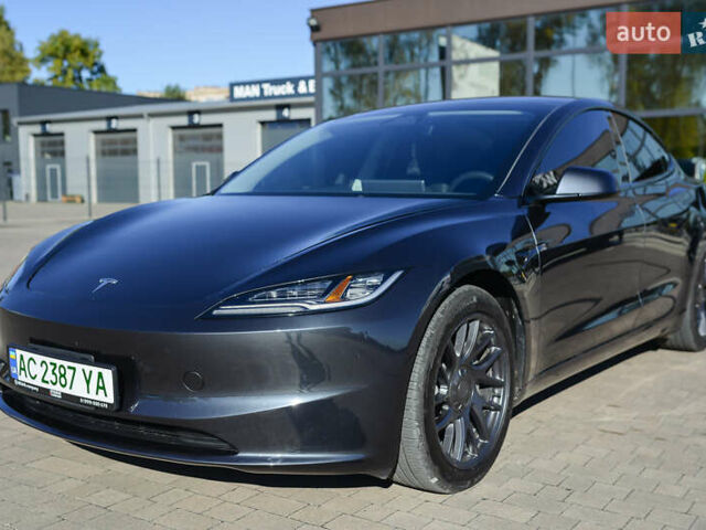 Серый Тесла Модель 3, объемом двигателя 0 л и пробегом 14 тыс. км за 31699 $, фото 46 на Automoto.ua