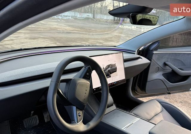 Сірий Тесла Модель 3, об'ємом двигуна 0 л та пробігом 36 тис. км за 28600 $, фото 19 на Automoto.ua