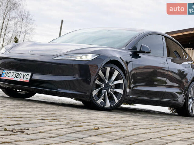 Серый Тесла Модель 3, объемом двигателя 0 л и пробегом 12 тыс. км за 29999 $, фото 7 на Automoto.ua