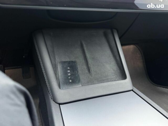 Сірий Тесла Модель 3, об'ємом двигуна 0 л та пробігом 29 тис. км за 26990 $, фото 25 на Automoto.ua