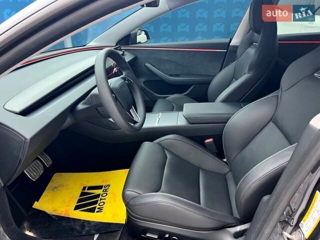 Серый Тесла Модель 3, объемом двигателя 0 л и пробегом 4 тыс. км за 45000 $, фото 36 на Automoto.ua