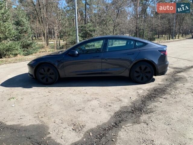 Серый Тесла Модель 3, объемом двигателя 0 л и пробегом 4 тыс. км за 29900 $, фото 6 на Automoto.ua