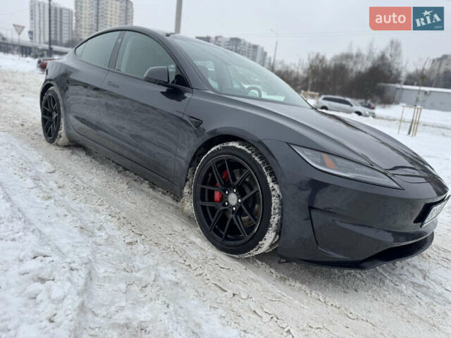 Серый Тесла Модель 3, объемом двигателя 0 л и пробегом 29 тыс. км за 34500 $, фото 5 на Automoto.ua