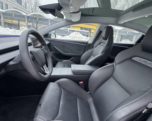 Серый Тесла Модель 3, объемом двигателя 0 л и пробегом 29 тыс. км за 34500 $, фото 14 на Automoto.ua