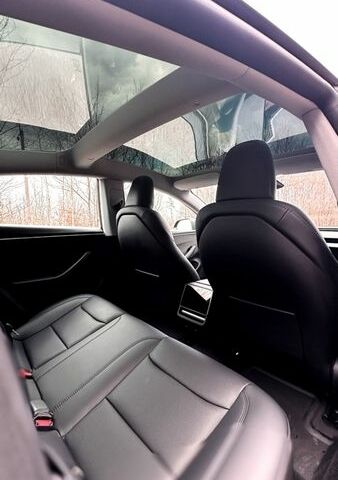 Серый Тесла Модель 3, объемом двигателя 0 л и пробегом 2 тыс. км за 28950 $, фото 21 на Automoto.ua