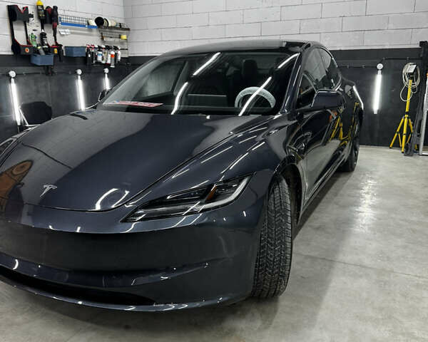 Серый Тесла Модель 3, объемом двигателя 0 л и пробегом 2 тыс. км за 28950 $, фото 23 на Automoto.ua