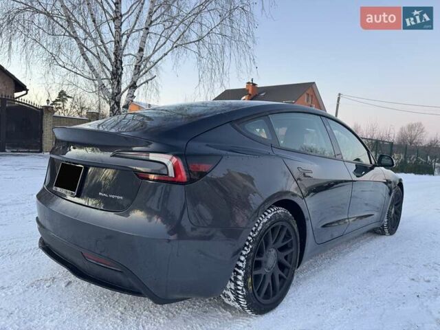 Серый Тесла Модель 3, объемом двигателя 0 л и пробегом 39 тыс. км за 29800 $, фото 5 на Automoto.ua