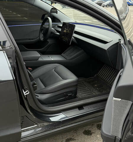 Серый Тесла Модель 3, объемом двигателя 0 л и пробегом 6 тыс. км за 26100 $, фото 5 на Automoto.ua