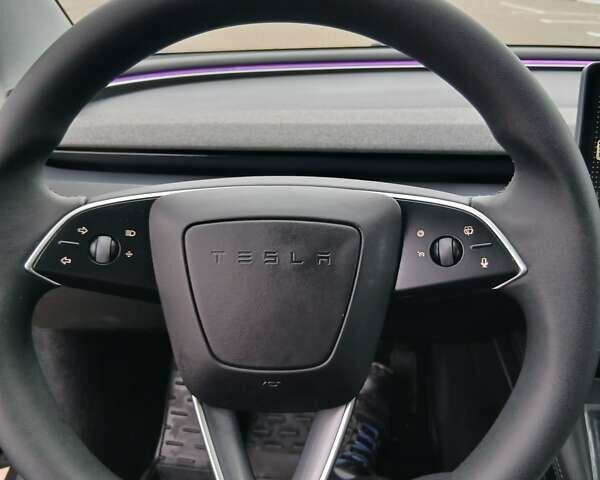 Серый Тесла Модель 3, объемом двигателя 0 л и пробегом 3 тыс. км за 28500 $, фото 15 на Automoto.ua