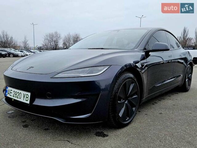 Серый Тесла Модель 3, объемом двигателя 0 л и пробегом 23 тыс. км за 29900 $, фото 1 на Automoto.ua