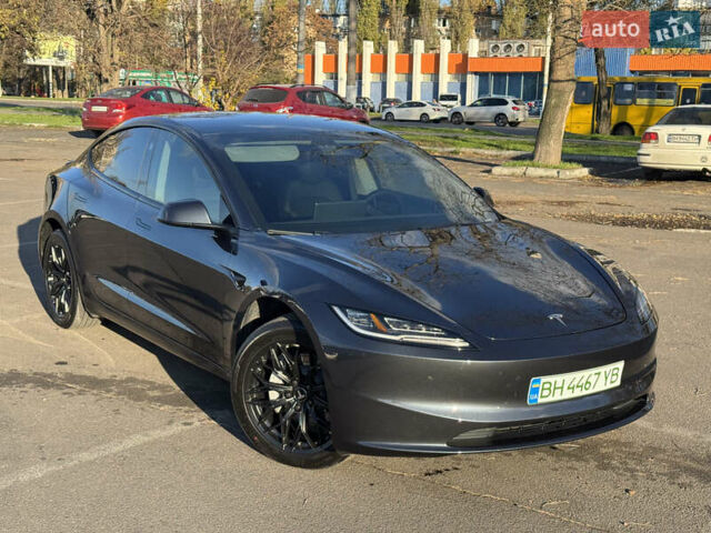 Серый Тесла Модель 3, объемом двигателя 0 л и пробегом 40 тыс. км за 28500 $, фото 4 на Automoto.ua