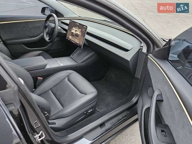 Серый Тесла Модель 3, объемом двигателя 0 л и пробегом 23 тыс. км за 29900 $, фото 30 на Automoto.ua