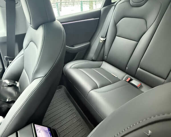 Сірий Тесла Модель 3, об'ємом двигуна 0 л та пробігом 1 тис. км за 35900 $, фото 17 на Automoto.ua