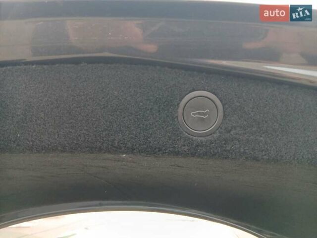 Серый Тесла Модель 3, объемом двигателя 0 л и пробегом 3 тыс. км за 28500 $, фото 19 на Automoto.ua