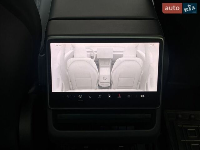 Сірий Тесла Модель 3, об'ємом двигуна 0 л та пробігом 39 тис. км за 30999 $, фото 16 на Automoto.ua