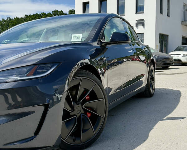Сірий Тесла Модель 3, об'ємом двигуна 0 л та пробігом 1 тис. км за 45900 $, фото 2 на Automoto.ua