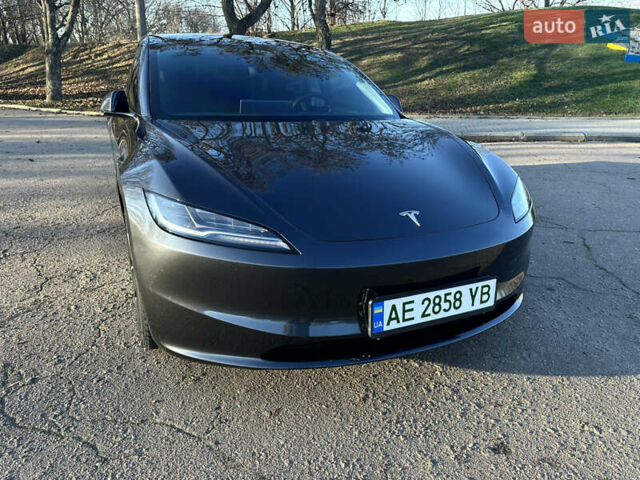 Сірий Тесла Модель 3, об'ємом двигуна 0 л та пробігом 33 тис. км за 27800 $, фото 5 на Automoto.ua