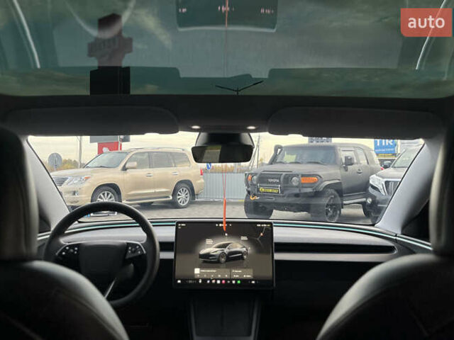 Серый Тесла Модель 3, объемом двигателя 0 л и пробегом 9 тыс. км за 33500 $, фото 8 на Automoto.ua