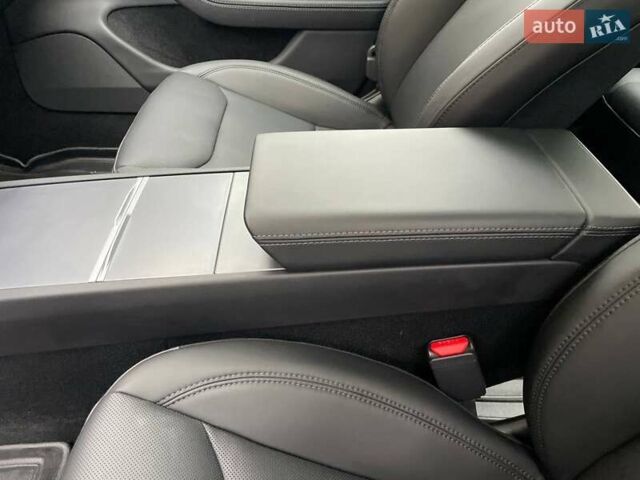 Сірий Тесла Модель 3, об'ємом двигуна 0 л та пробігом 8 тис. км за 29950 $, фото 48 на Automoto.ua