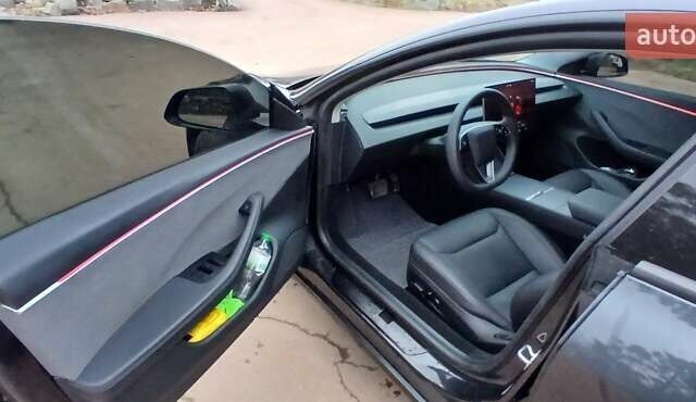 Серый Тесла Модель 3, объемом двигателя 0 л и пробегом 11 тыс. км за 26900 $, фото 8 на Automoto.ua